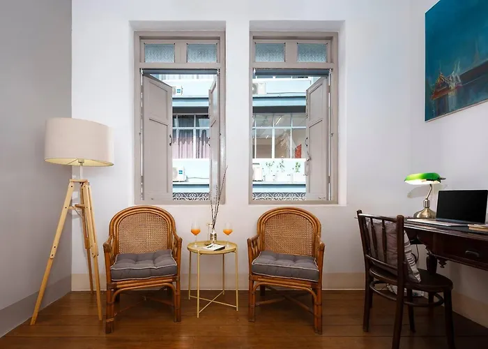Non The Post And Barber 3 Bedroom Riverside Shophouse With King And Twin Bangkok