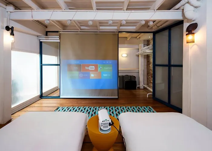 Non The Post And Barber 3 Bedroom Riverside Shophouse With King And Twin Ferienhaus Bangkok